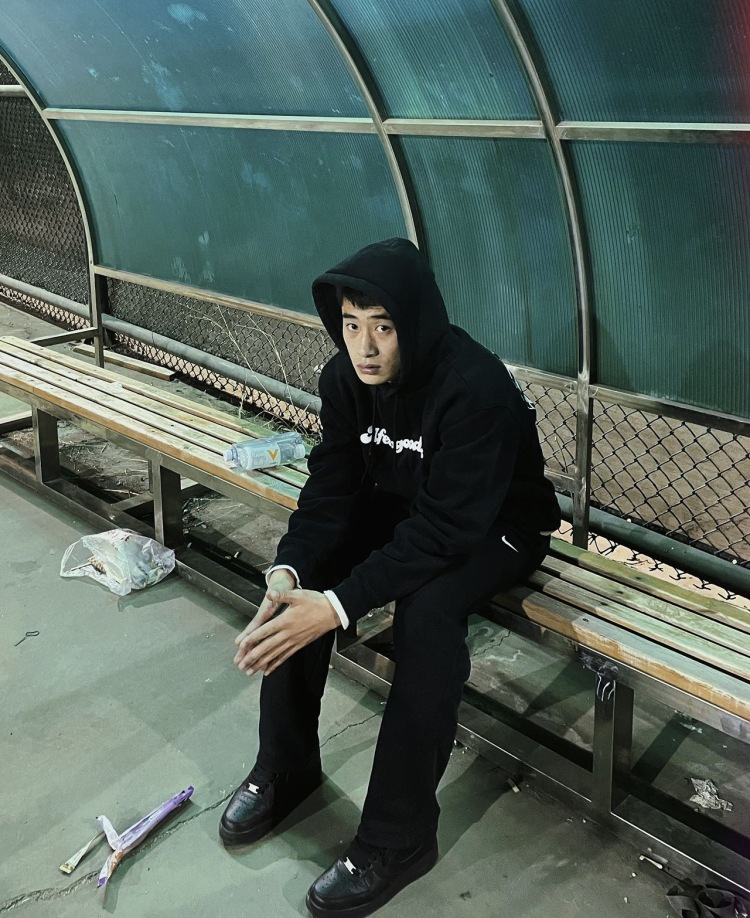 胡-江苏省·南京市·江宁区-抖音-喜欢拍照 穿搭 可发抖音9xx粉丝 有机会得话我会努力 说再多也没用 实际行动才是最重要的!