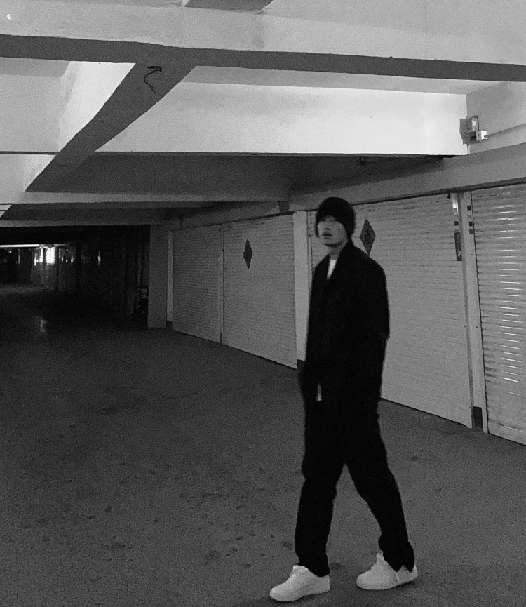 胡-江苏省·南京市·江宁区-抖音-喜欢拍照 穿搭 可发抖音9xx粉丝 有机会得话我会努力 说再多也没用 实际行动才是最重要的!