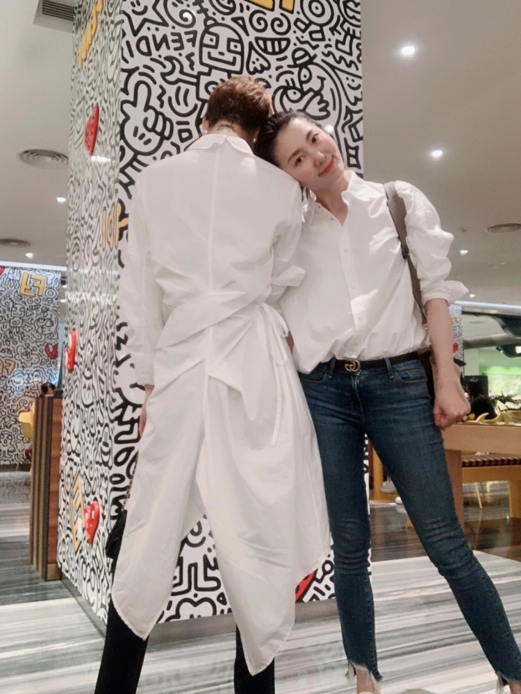 蜜丝宋-北京市·北京市·丰台区-微博,某红薯-身高173,体重52Kg,身材好,会搭配,会修图,接寄拍送拍服装,配饰等