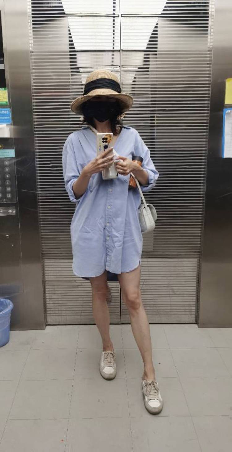 蜜丝宋-北京市·北京市·丰台区-微博,某红薯-身高173,体重52Kg,身材好,会搭配,会修图,接寄拍送拍服装,配饰等