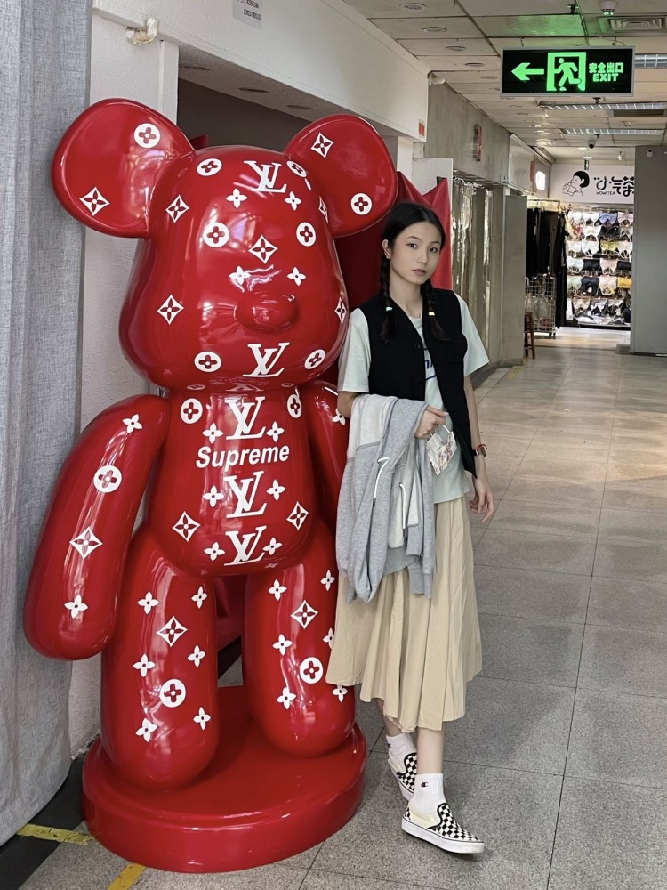 Ching-广东省·深圳市·南山区-抖音和某红薯-一名商业平面模特，因为疫情居家无单，所以想接一下寄拍，会p图会拍照，有需要寄拍的商家可以联系我，需要收入会费管理费的勿扰，诚信接单。