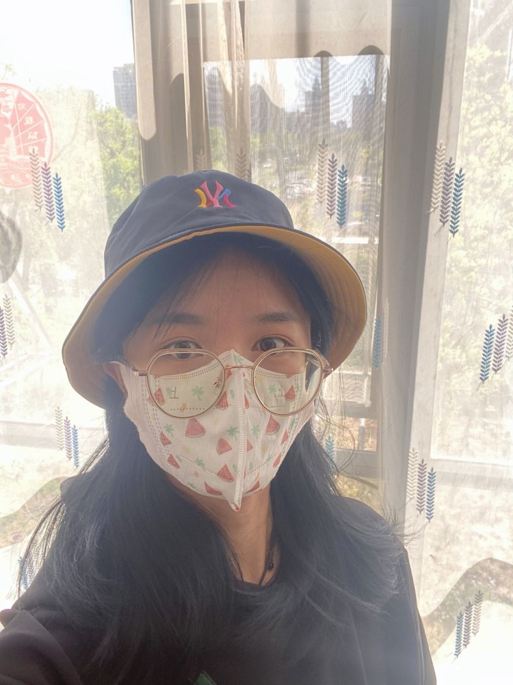 贝塔β🍒🍒-北京市·北京市·朝阳区--168,100斤,主业设计师,有审美,会修图,寄拍、买家秀都可以~