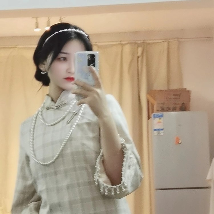 山奈-湖北省·武汉市·硚口区-某红薯 抖音-有充足的时间可以接拍,会妆造会拍照,可室内可外景 会修图以及制作短视频
