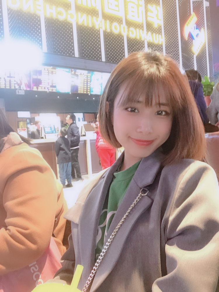大明湖畔卖饼干的容嬷嬷-辽宁省·丹东市·凤城市-某红薯,抖音,微博-接寄拍。
衣服,裤子,鞋子,包包,首饰都可商议
各种风格可商议
会各种修图软件自己修图
身高158cm,体重48kg