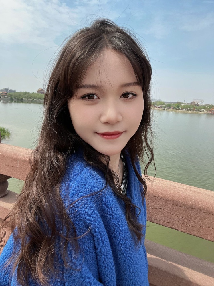 么诶--河南省·开封市·顺河回族区-快手-开箱,买家秀,衣服化妆品装饰品都可以,p图化妆都会,单独p图也可以
