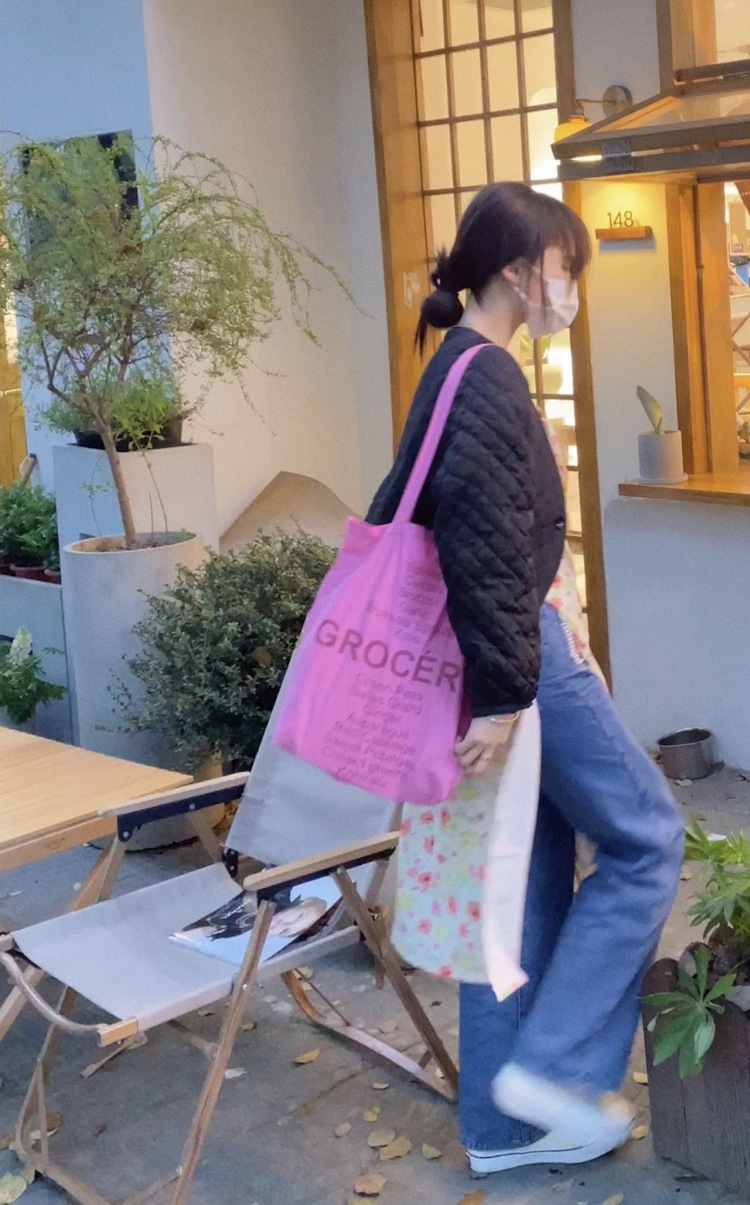 哒哒-浙江省·杭州市·富阳区-抖音 某红薯 微博-一名舞蹈生 会现代舞 街舞 可商演 买家秀 平常经常和朋友探店 对韩系穿搭有研究 身高158 体重45会精p图片