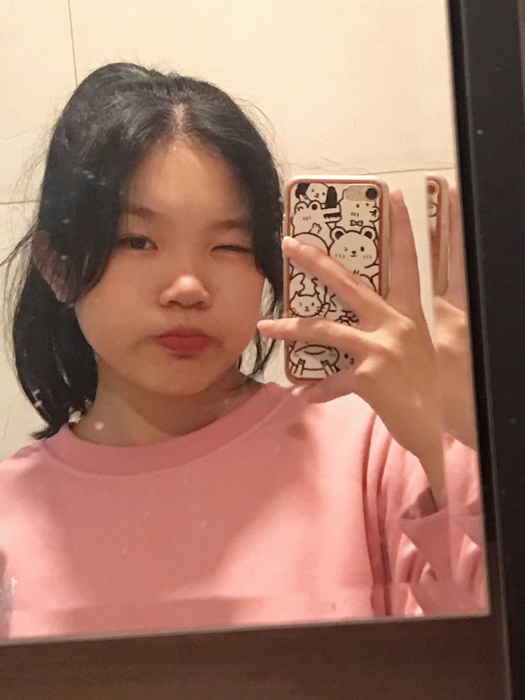 L.-重庆市·重庆市·铜梁区-快手极速版；抖音-本人是学生党，想利用空余时间来做做寄拍，赚点零花钱用，虽然是新手，但是我可以学，求求了～一定要找我啊！！！