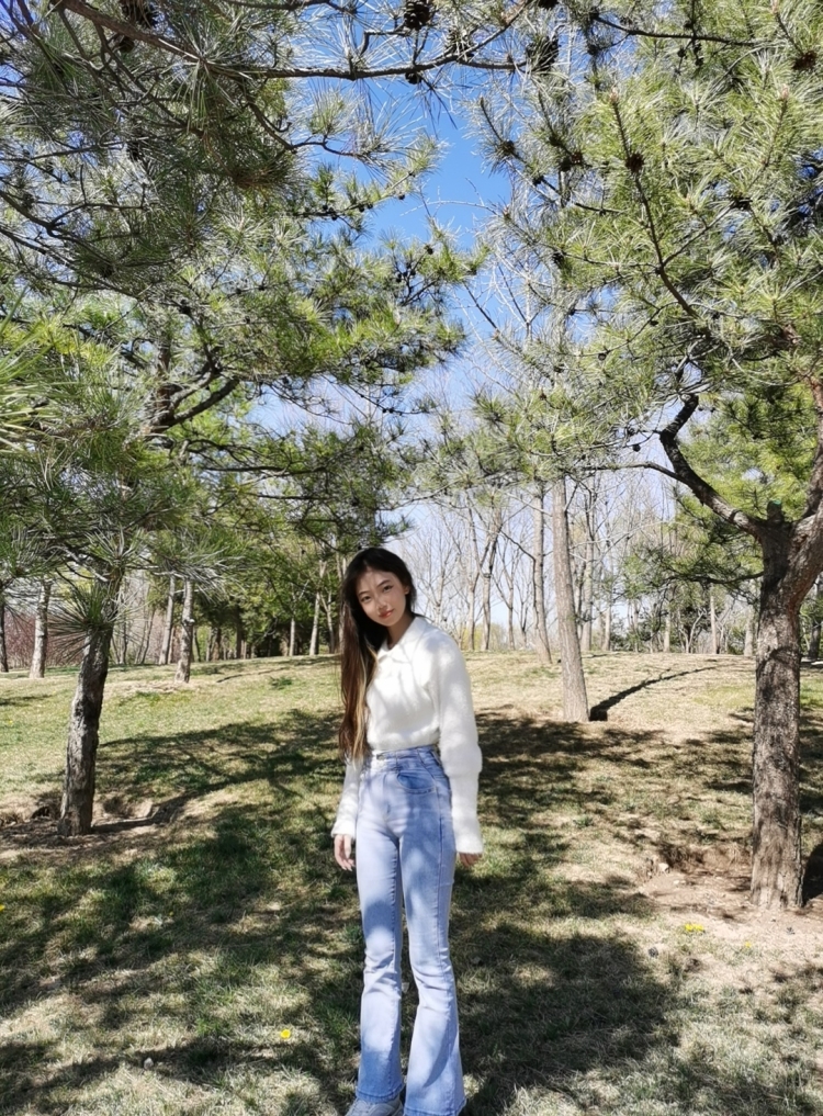 🌻-北京市·北京市·朝阳区--接寄拍 价格好商议 158/82
会拍照 会修图 可出外景 好商议
风格多样化