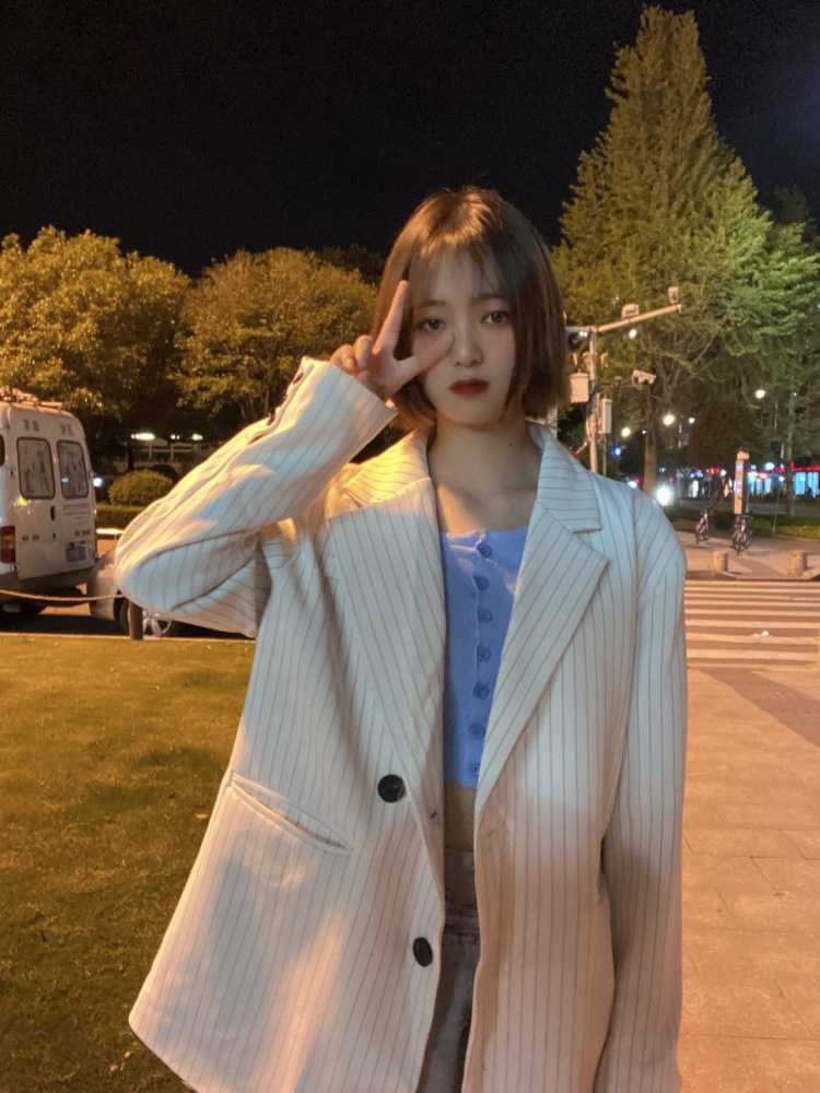 M。-浙江省·温州市·瑞安市-抖音 快手 某红薯-喜欢拍照 种草 短视频推荐 好物分享 寄拍(衣服 裤子 )美食