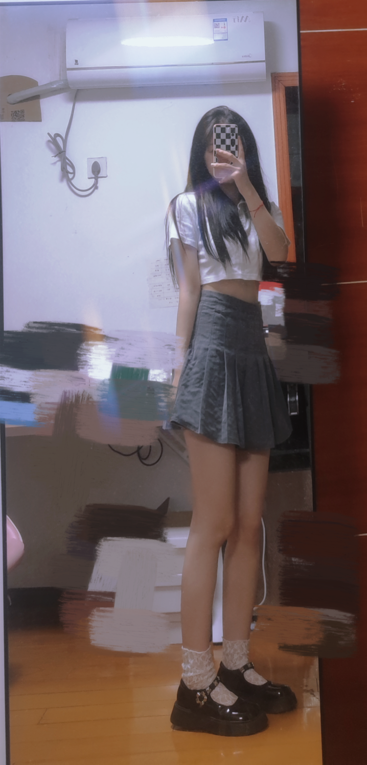 🌙🐇-江苏省·镇江市·丹阳市--时间自由,接各种寄拍买家秀。风格比较多变。 身高168 体重98。