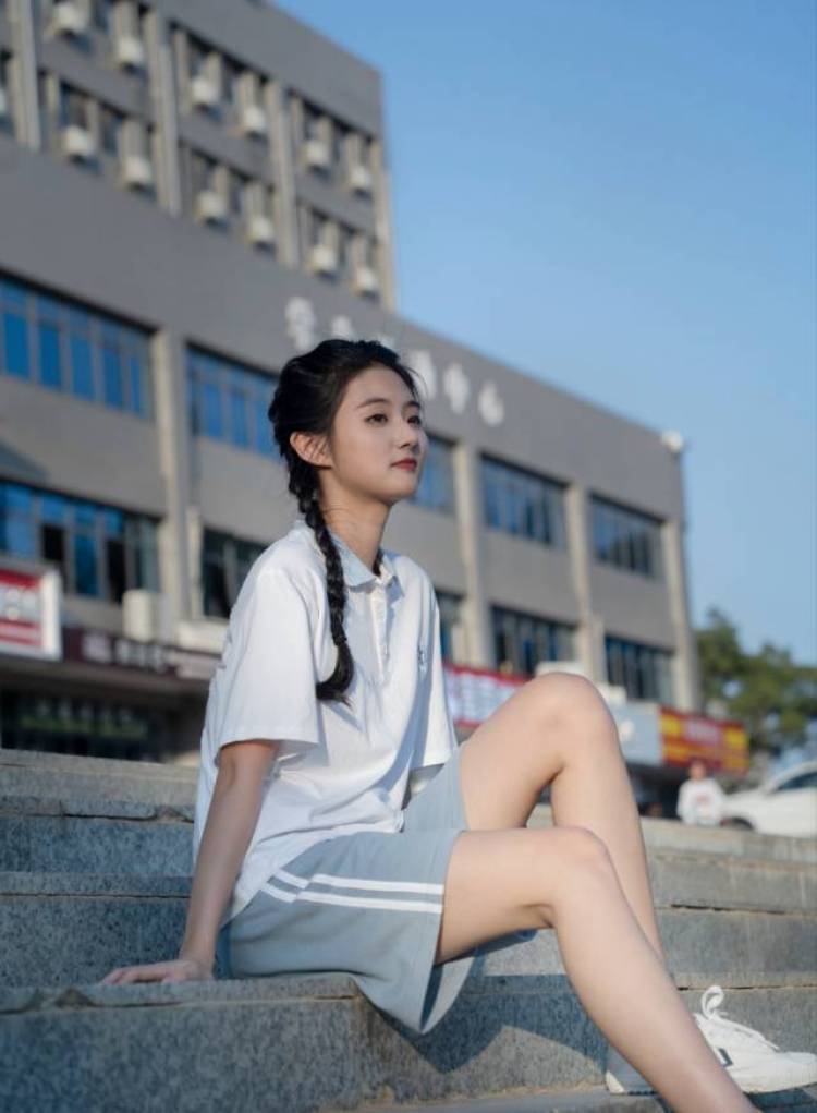 L-福建省·泉州市·惠安县-L/ Candy-可以接买家秀 寄拍 平面模特兼职 种草 推广
也能接帮拍详情页 种草视频