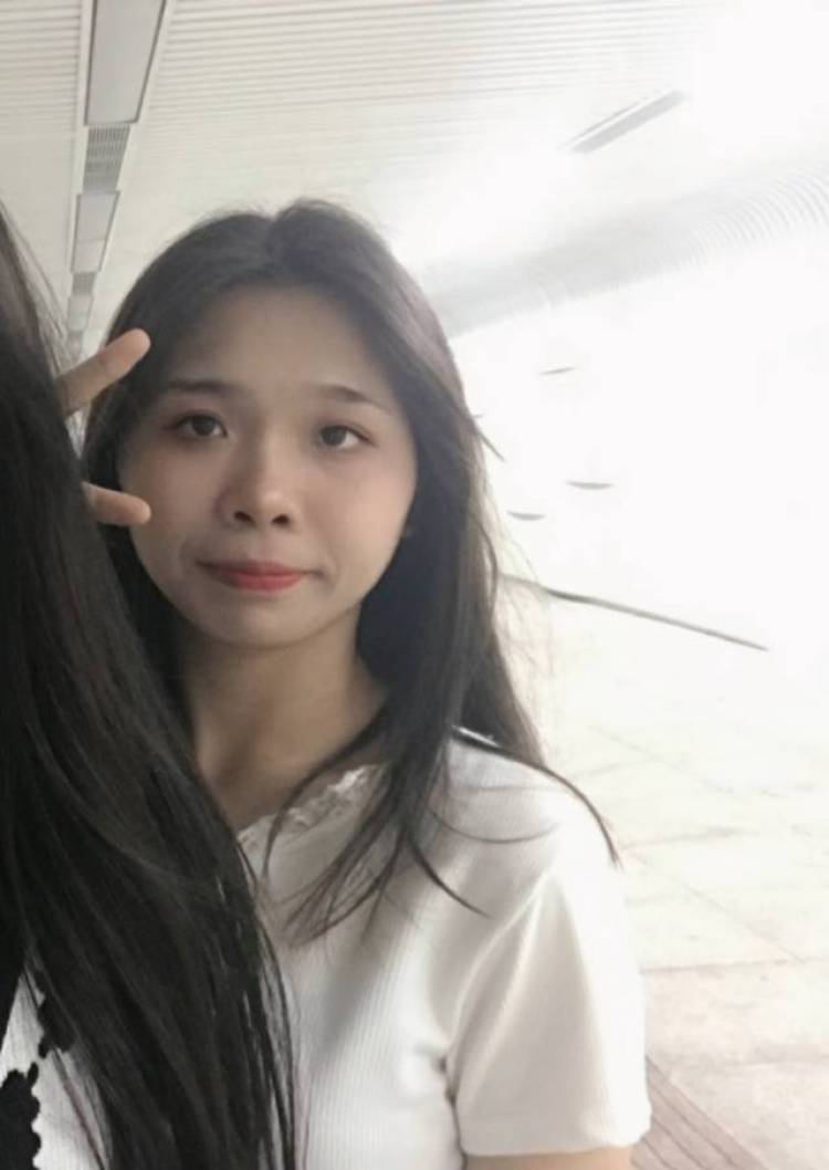 慧慧-海南省·海口市·美兰区-快手-穿搭衣服,购物,拍照,画画,还日常去打卡,接衣服穿搭,短视频vIog,探店打卡,想成为穿搭博主。