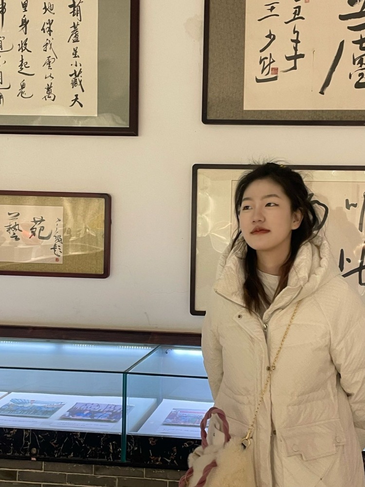Lumos-辽宁省·葫芦岛市·连山区-抖音、红薯-接寄拍(商家出往返运费),送拍。
外貌特征:单眼皮。
特长:人物景色修图。
兴趣爱好:画画。
接单范围:买家秀,种草带货,探店打卡,品牌代言,校园推广。