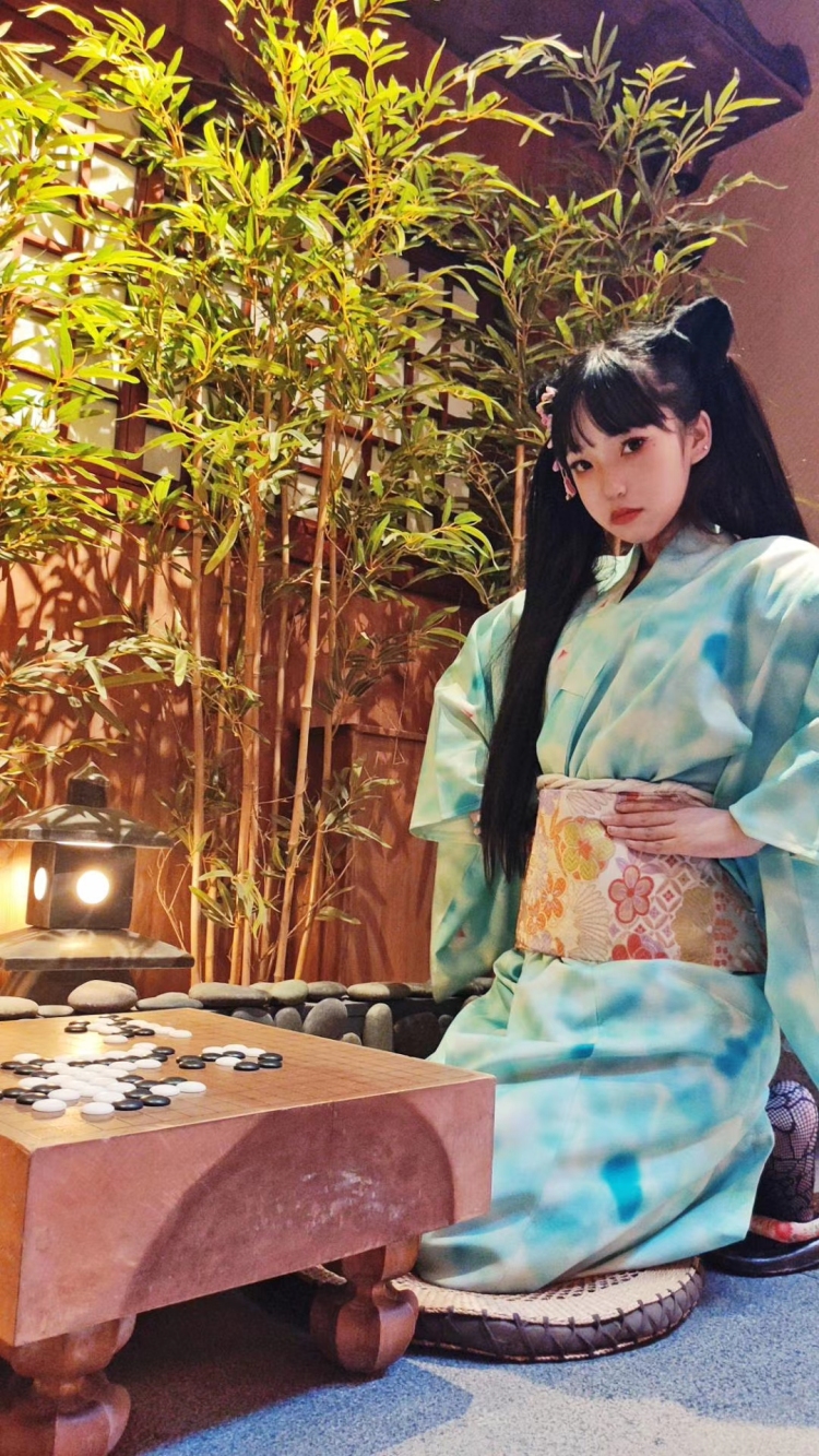 路易-内蒙古自治区·呼和浩特市·赛罕区-快手,某红薯-身高160体重45千克
什么风格穿搭都能拍!
没有工作闲得很,来找我拍吧!
