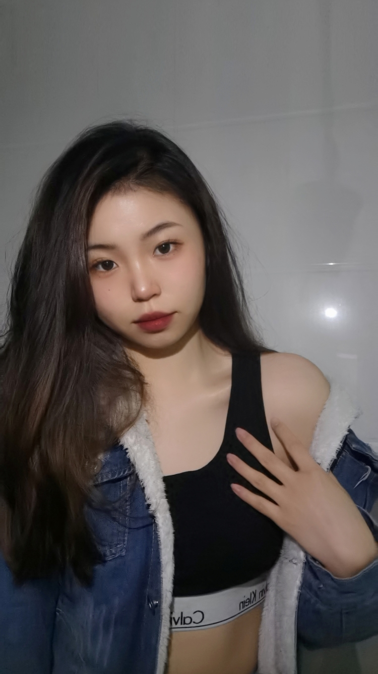 Agony.-广西壮族自治区·柳州市·城中区--165cm48kg 舞蹈专业 擅长各种风格 接寄拍 （服饰类 食品类）种草开箱 探店打卡都可接