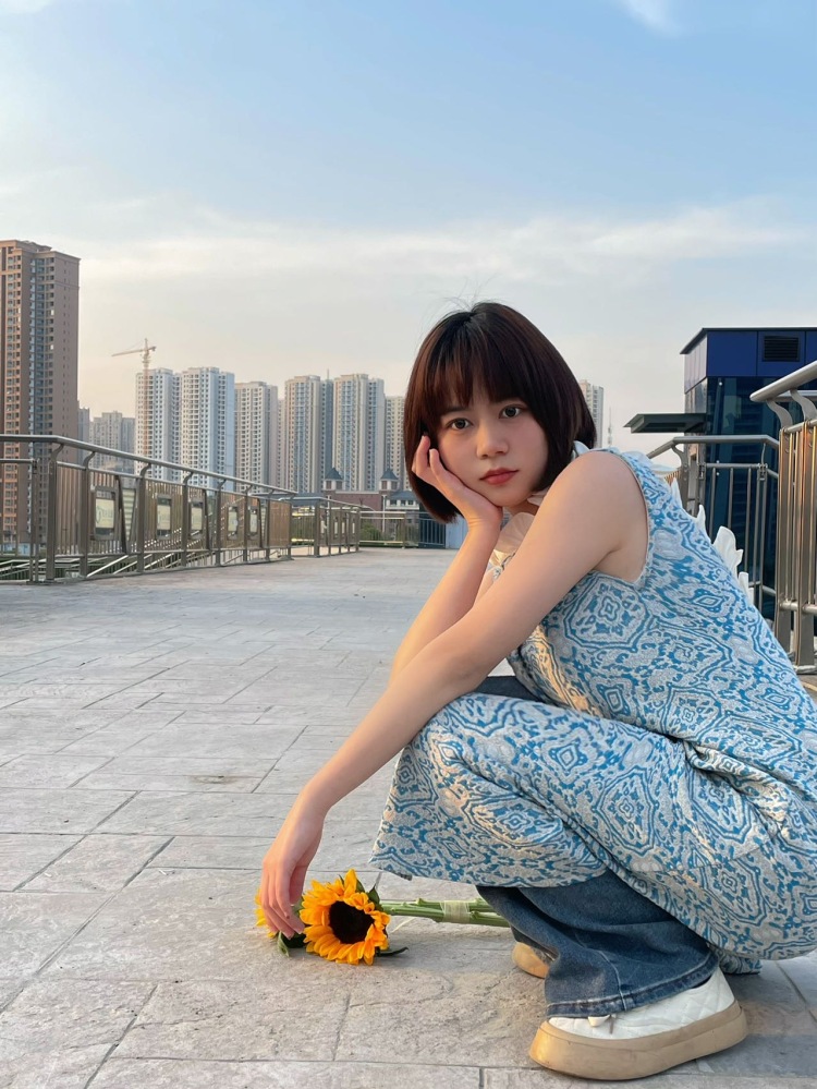 🌙-湖北省·武汉市·江夏区--身高160,体重45
有一年买家秀经验,可接买家秀、种草带货等等
爱拍照,会p图,多风格