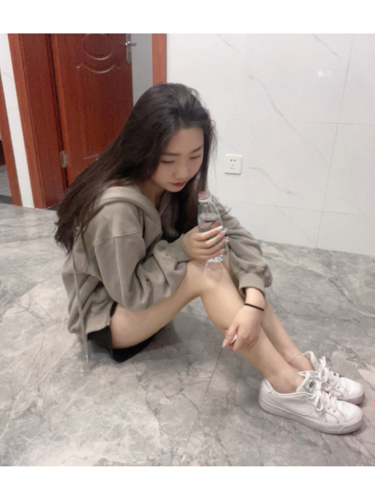 Q谭小丸子🐰-江苏省·苏州市·吴江区--接寄拍 身高161.5体重 47
学生党!时间充裕 性格好
价格好商量 接受互免 无费置换
tbpdd都可 服饰 包包配饰 鞋子都可
会p图,高质量,出图快,重拍无二话!可长期合作 风格多样 事儿