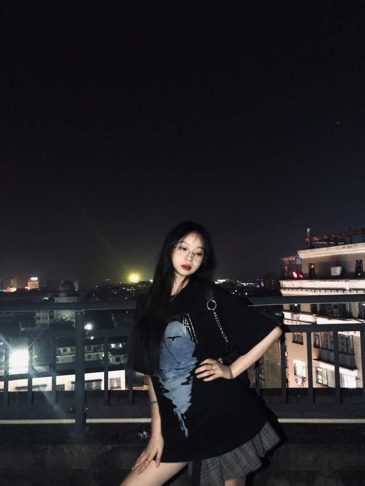 Renaissance-湖北省·宜昌市·当阳市--大家好呀!我是莹子~本人168cm 体重92斤 接推广 试用 寄拍 宣传在某手上也有一点点小粉丝 希望大家能多多找我哈哈哈哈哈!