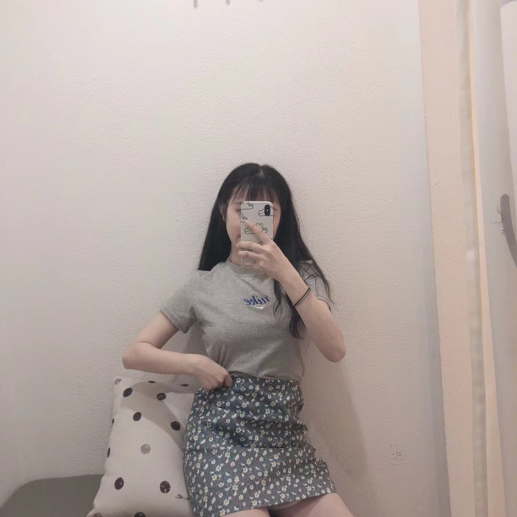 奶斯-安徽省·马鞍山市·博望区--才艺:跳舞(jazz hiphop locking )
在服装店做过搭配模特