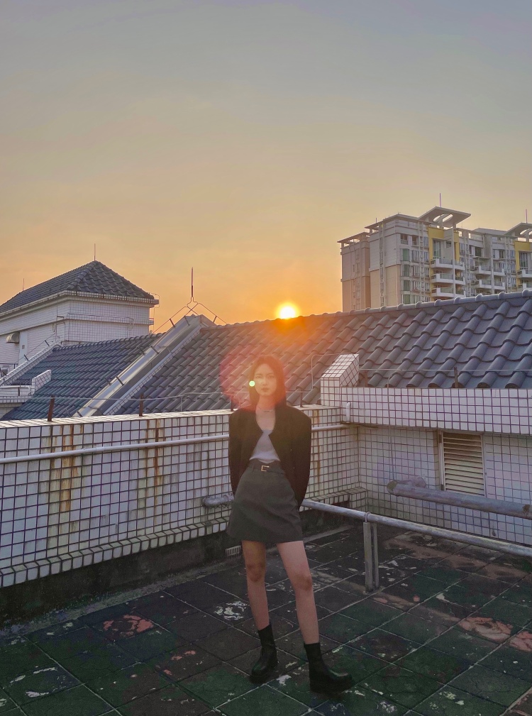 貓屎溫-广东省·东莞市·常平镇--接寄拍
身高体重:168、49
拍摄设备:索尼微单、iphone12pro
擅长画画、拍照、修图