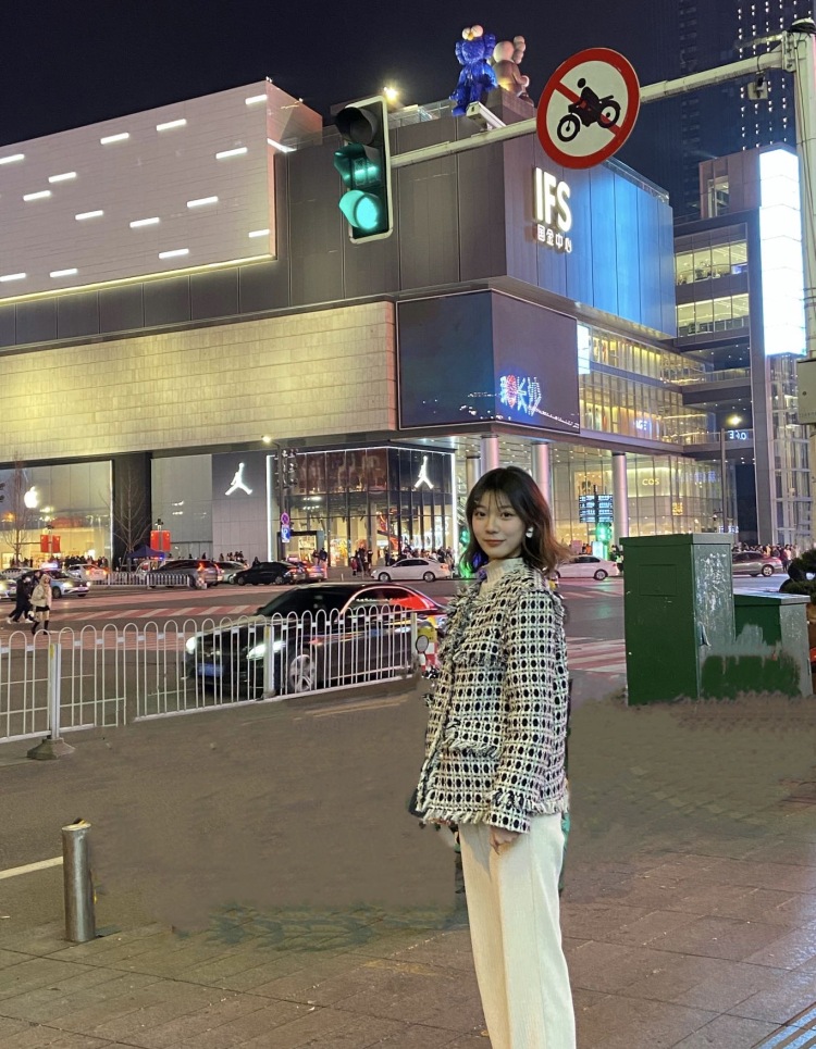 咸咸不吃盐-四川省·成都市·武侯区--会拍照📷
身高172 体重100斤
有过模特经验 结果一些单子 完成度很高
守时守信 会努力完成自己的工作