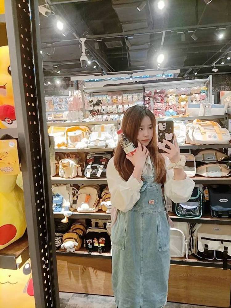sunny-江苏省·南京市·雨花台区--21岁 158cm85斤
日韩元气运动日常........................
