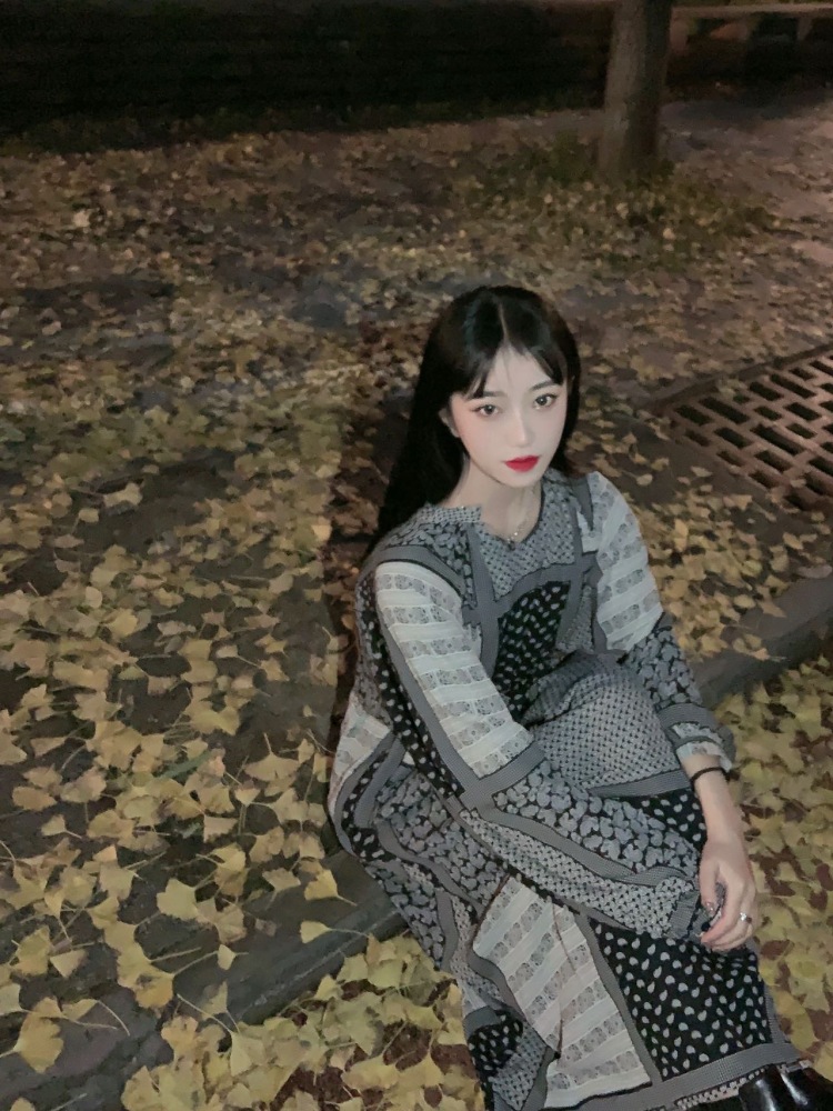 研-云南省·曲靖市·罗平县-抖音-擅长拍照,化妆,会修图,跳舞,希望接买家秀,产品使用,需要的话请联系我吧!