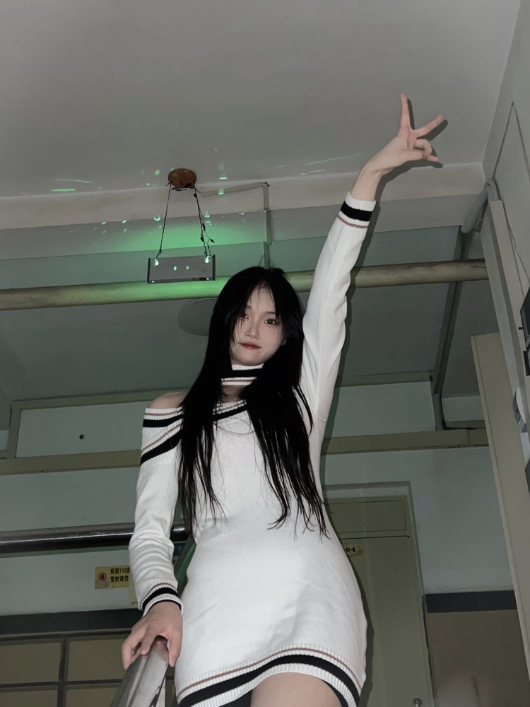 LUUJiny--吉林省·长春市·南关区-抖音-身高178
体重115
之前做过模特 会修图会拍照 各种风格都可驾驭