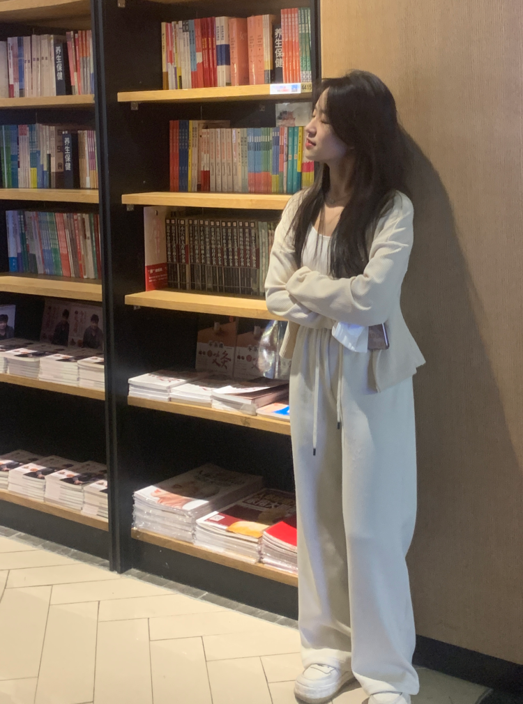 😴-辽宁省·沈阳市·铁西区-抖音微博-买家秀 免费试用 探店打卡
156cm 44kg风格都可
喜欢拍照 出图快
新人锻炼自己价格好商量
