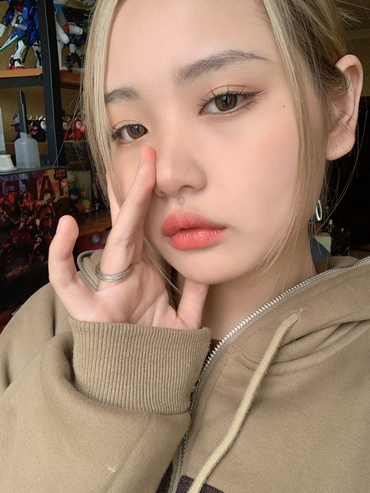 桃桃-贵州省·贵阳市·云岩区-某红薯，抖音-接寄拍✓买家秀 服装饰品 168 55kg 多风格
会p图剪辑视频
事少出图快 可以单反出图