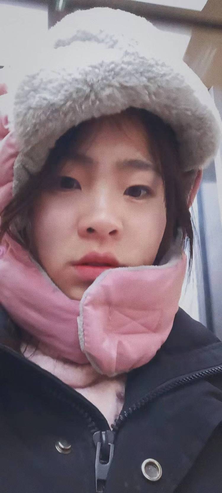 Jouis-陕西省·西安市·未央区--接买家秀,各种衣服,身材好,会拍照,会P图。更加喜欢青春一点的衣服,外景室内都可以。