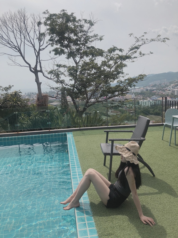 花洋小姐的暴力-广西壮族自治区·南宁市·西乡塘区--身高:165 体重:50 时间比较自由 会P图 认真出图 接服装寄拍 饰品寄拍 买家秀 探店打卡