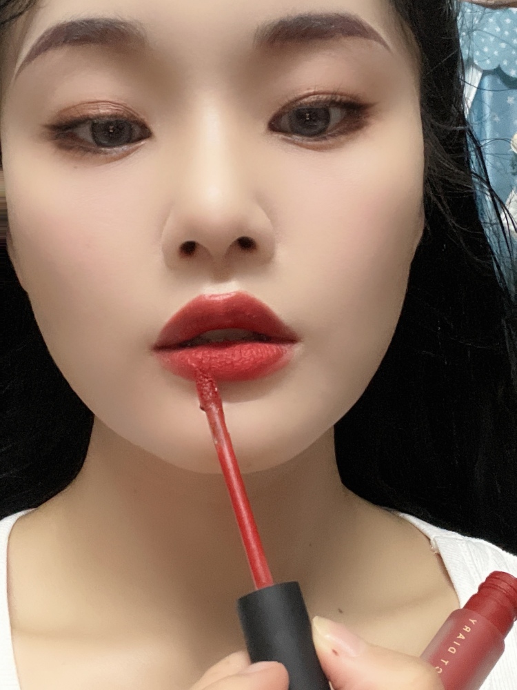 南冥-广东省·深圳市·龙岗区--兼职平面模特。
接全国化妆品,饰品,服装,包包,鞋子等寄拍,淘宝天猫详情等。接深圳市内户外影棚创作约拍。