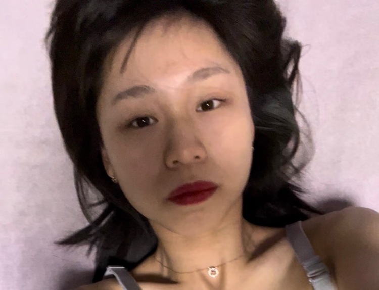 哈尔滨第一深情-贵州省·黔南布依族苗族自治州·都匀市--165 88 会爵士舞 有接单经验。
穿搭单 q趣单 内衣单 手链饰品都有拍。