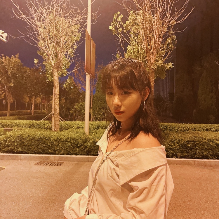 高小珊-天津市·天津市·滨海新区-抖音、快手、某红薯、微博-在校大三舞蹈生,又非常🉑️拍照p图技术,写测评非常不错👍,体型微胖,身高170,💰不要求很多,只是喜欢拍照。