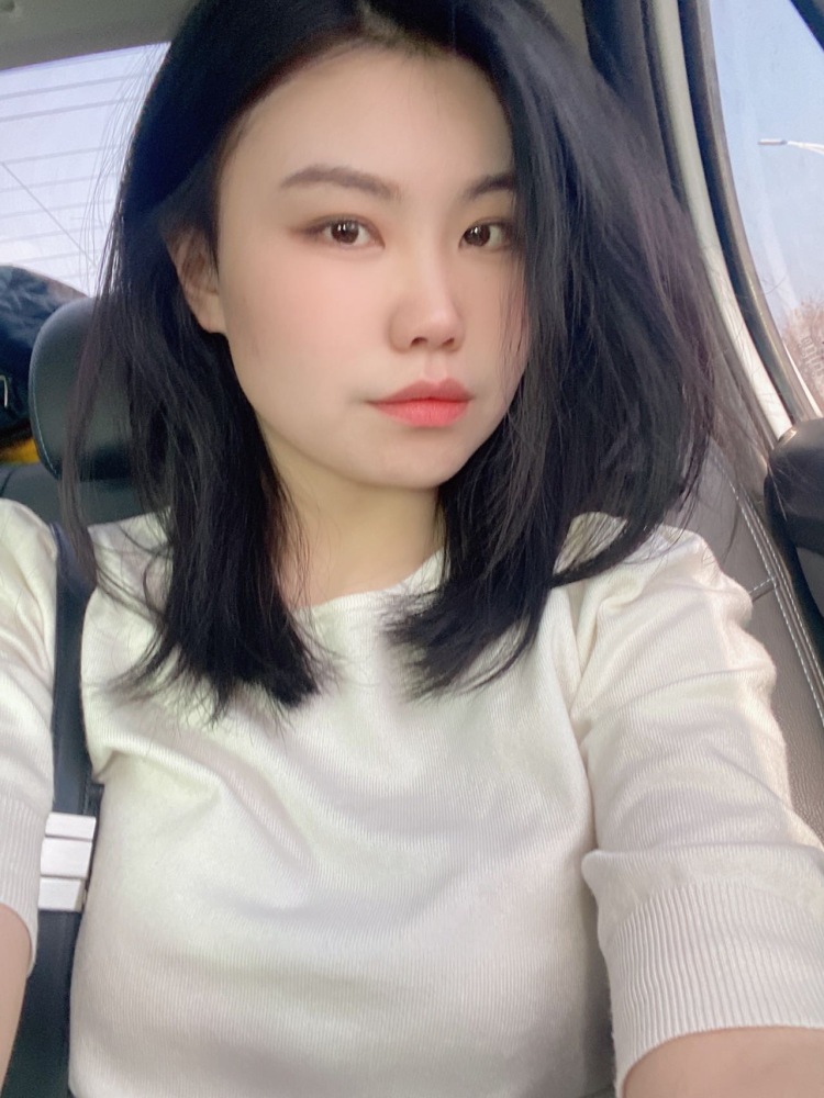 脸脸-山东省·烟台市·莱山区--本人轻熟韩系风格，护肤品，化妆品，衣服，鞋子，都🉑️，性格活泼开朗，好沟通