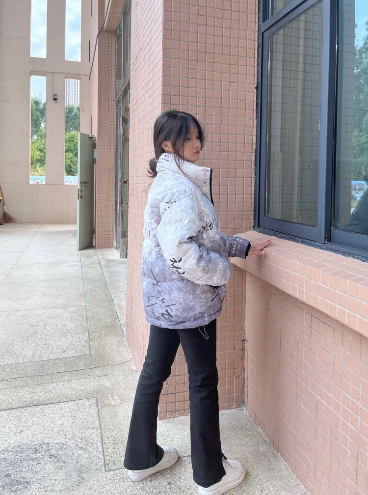 谭蕊_-福建省·泉州市·晋江市-抖音-接寄拍拍买家秀衣服推广有经验 之前有接过单子送拍也可以 价格可以协商 不一定是标题的价格 也可能免费给商家衣服多个平台推广 每个平台几乎都有粉丝 流量也不错