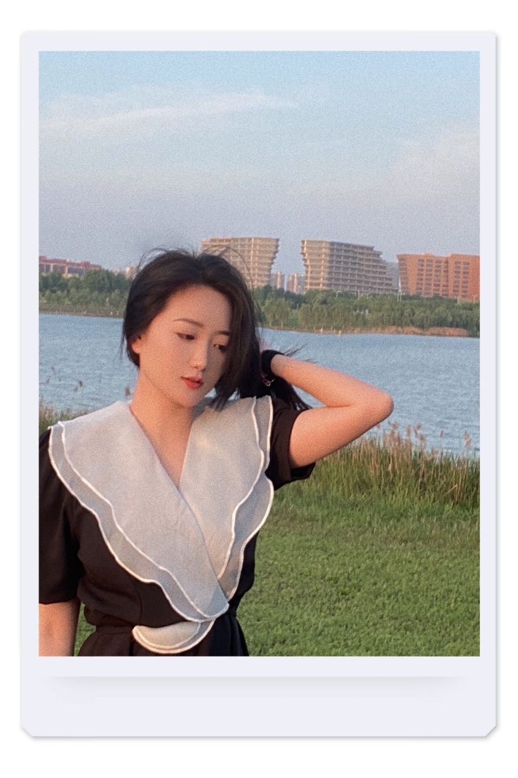李永娜-安徽省·合肥市·蜀山区-抖音｜闲鱼｜某红薯-会拍照 有耐心 不放鸽子 抖音粉丝2000，某红薯500，闲鱼会玩达人900粉丝