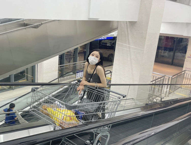 UN-四川省·成都市·成华区-miaomiaomii-平面模特兼职 爱拍照 主业是主播 喜欢打卡网红拍摄地 照片是本人哦!