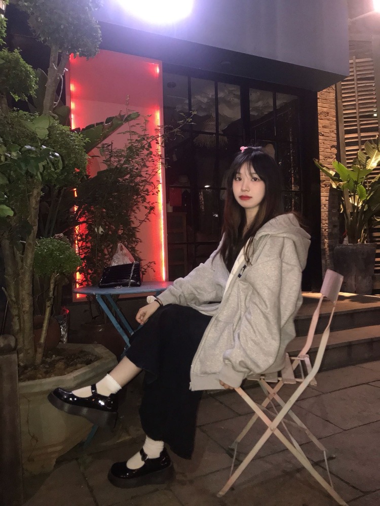芋泥珍珍啵-浙江省·湖州市·吴兴区-抖音-买家秀 寄拍模特 赠拍 试穿模特，按时拍摄，请广大商家关注一下，