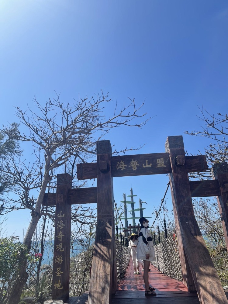 MakeupぬSusu-山东省·济南市·槐荫区--本人化妆师喜欢不同风格造型  喜欢拍照修图  可接各种寄拍
