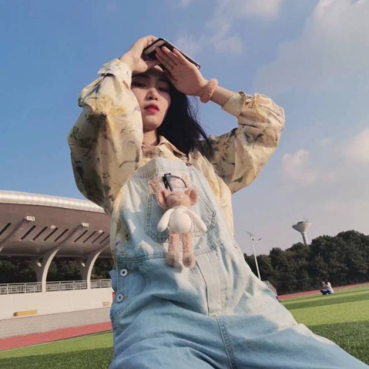 爱吃鱼-湖南省·岳阳市·岳阳楼区-抖音 微博 某红薯-接单服务范围：买家秀、开箱测评、免费试用、探店打卡、平面模特兼职。