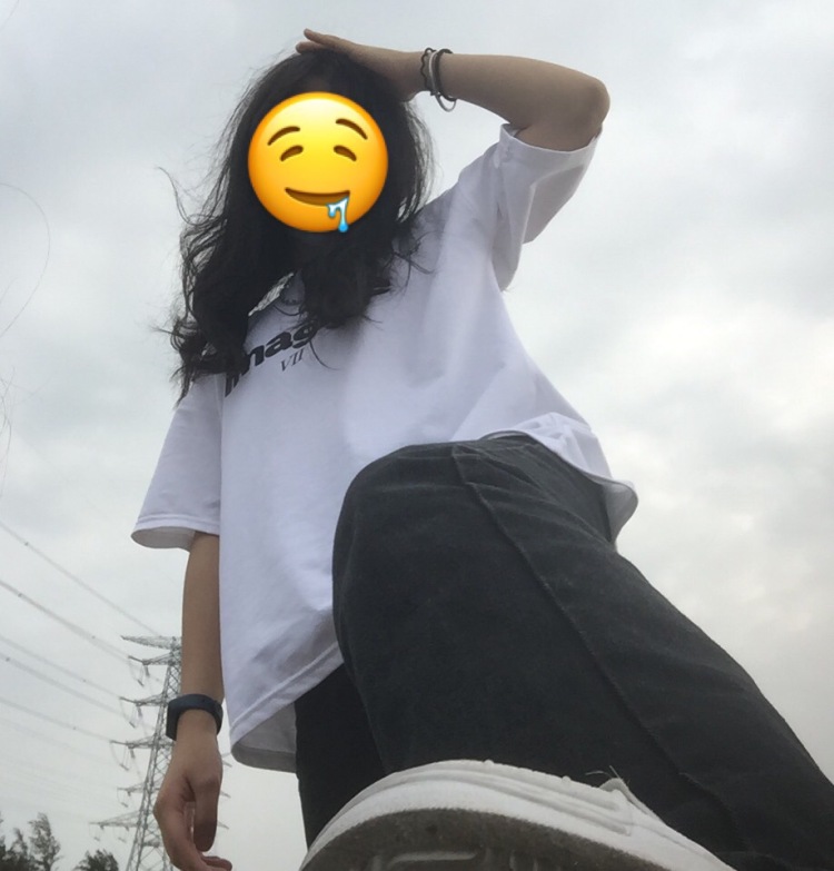 才下课就想你-广东省·汕头市·潮南区-快手 抖音-会p图 拍照 偶尔会出去拍拍照 要求不高 希望能找我合作!!!