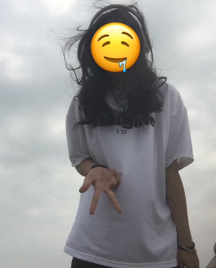 才下课就想你-广东省·汕头市·潮南区-快手 抖音-会p图 拍照 偶尔会出去拍拍照 要求不高 希望能找我合作！！！