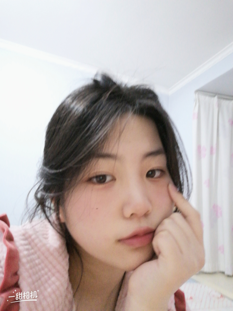 漫-河南省·安阳市·殷都区-快手-想接网拍（衣服、鞋子、包包、口红、首饰都可）
喜欢拍照，会配音
身高1.68