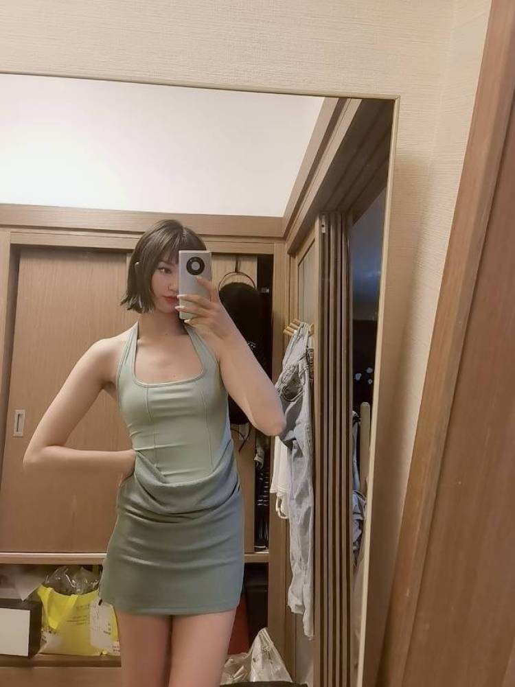 yang-辽宁省·大连市·甘井子区--接单范围：买家秀，种草带货
服饰，美妆，美瞳，饰品，包包
擅长化妆，服装搭配