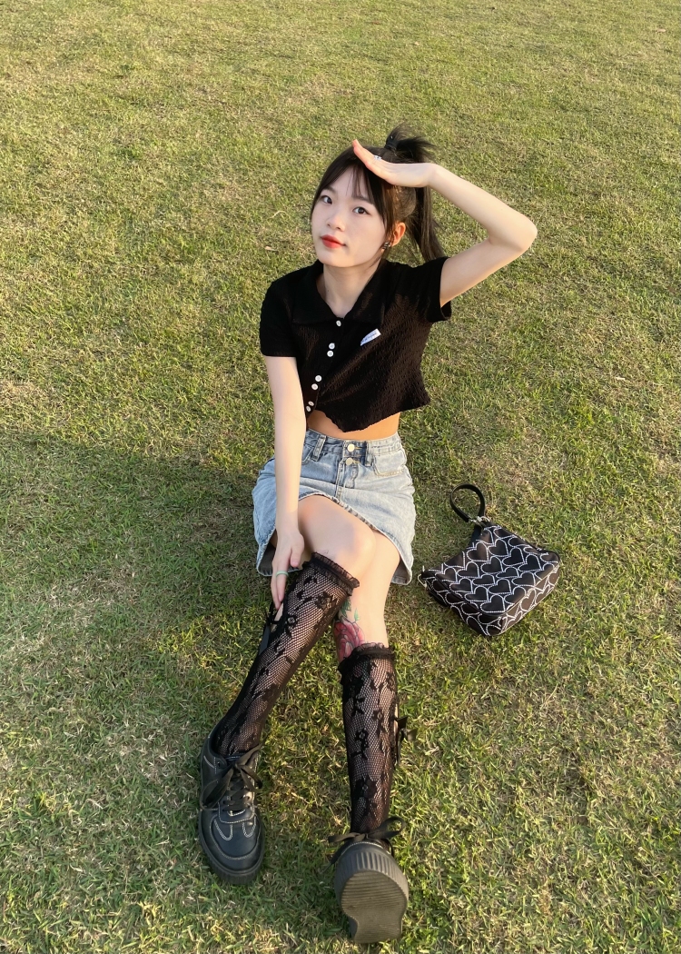 小小呀-湖南省·长沙市·开福区--非常喜欢拍照 很会p图 兼职模特
身高163 体重94
接寄拍 包包 衣服 鞋子 饰品
驾驭各种风格