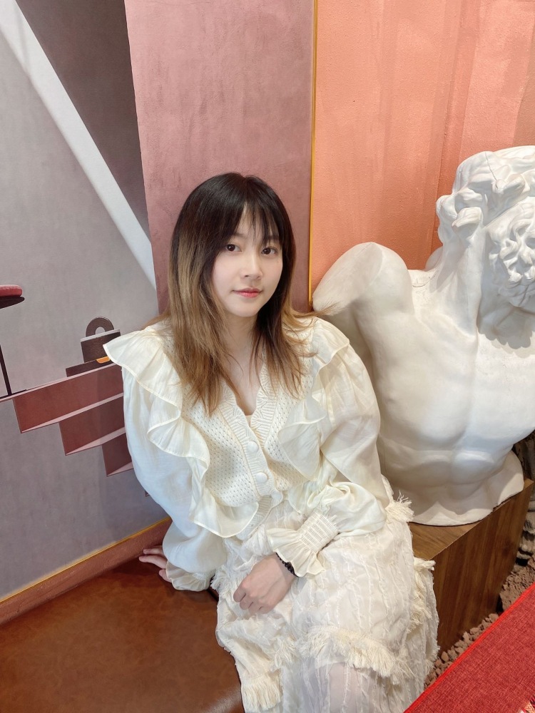 CH-广东省·广州市·天河区-某红薯 抖音-身高158 体重47kg。 属于小个子 买家秀 分享 网拍