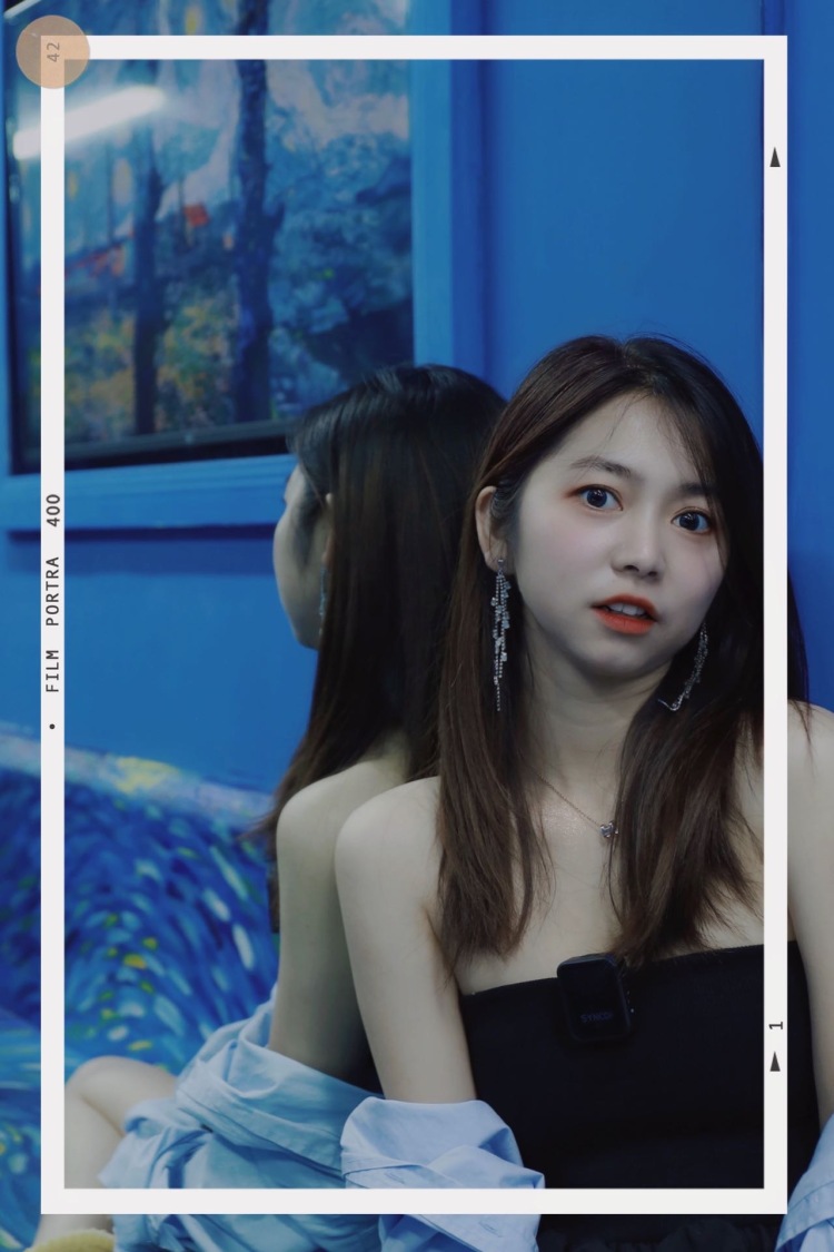 柚子味儿的可乐💕-上海市·上海市·松江区-某红薯,抖音,微博-热爱生活,热爱自己,喜欢研究穿搭和美妆的cool girl,希望能够通过镜头传递这个世界上所有的温暖的美好~身高160 45kg
接寄拍和合作~