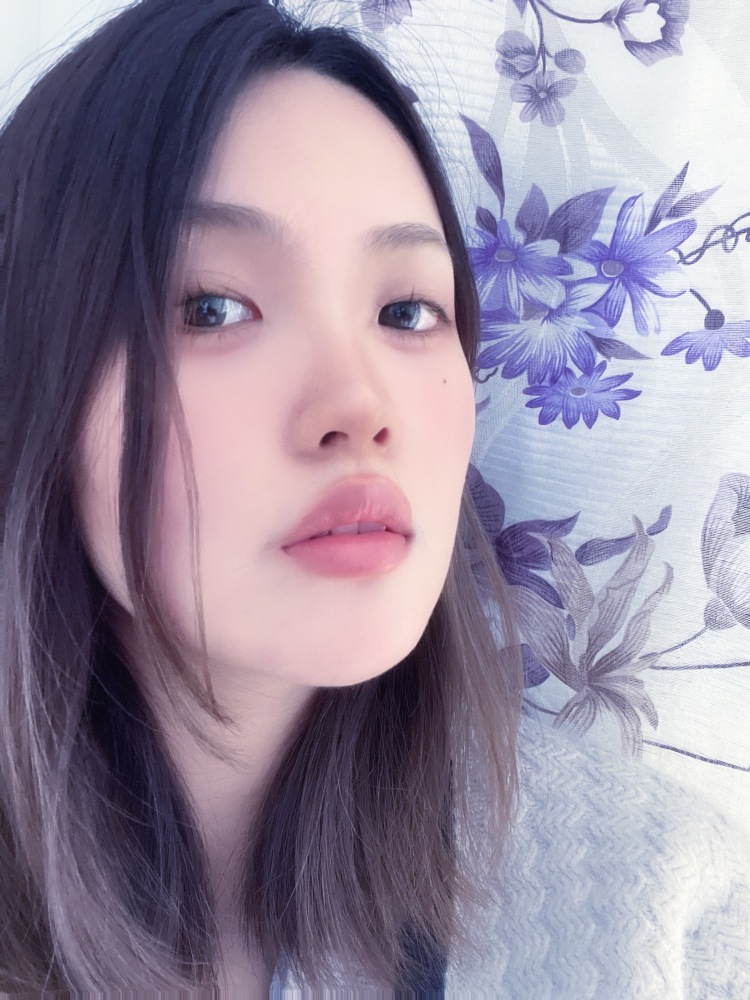 Queen.💜-江西省·南昌市·青云谱区-抖音,微博,某红薯-商家看过来👋本人接寄拍/送拍/网拍/视频宣传,穿搭很有一套,拍照好看会修图。最主要是出片快配合度高,价格及详情➕V协商✌🏼